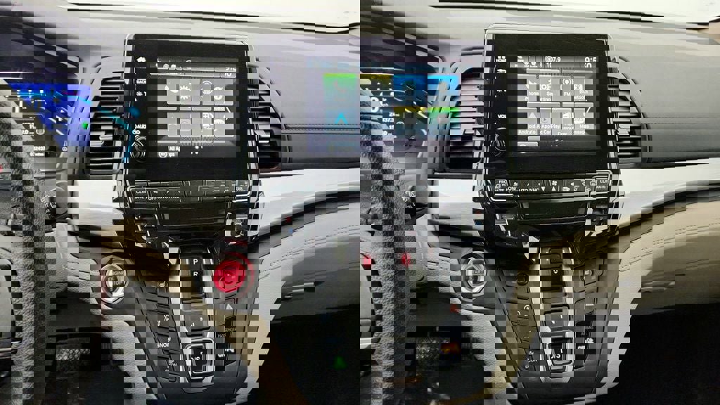 Used 2023 Honda Odyssey EX image 17