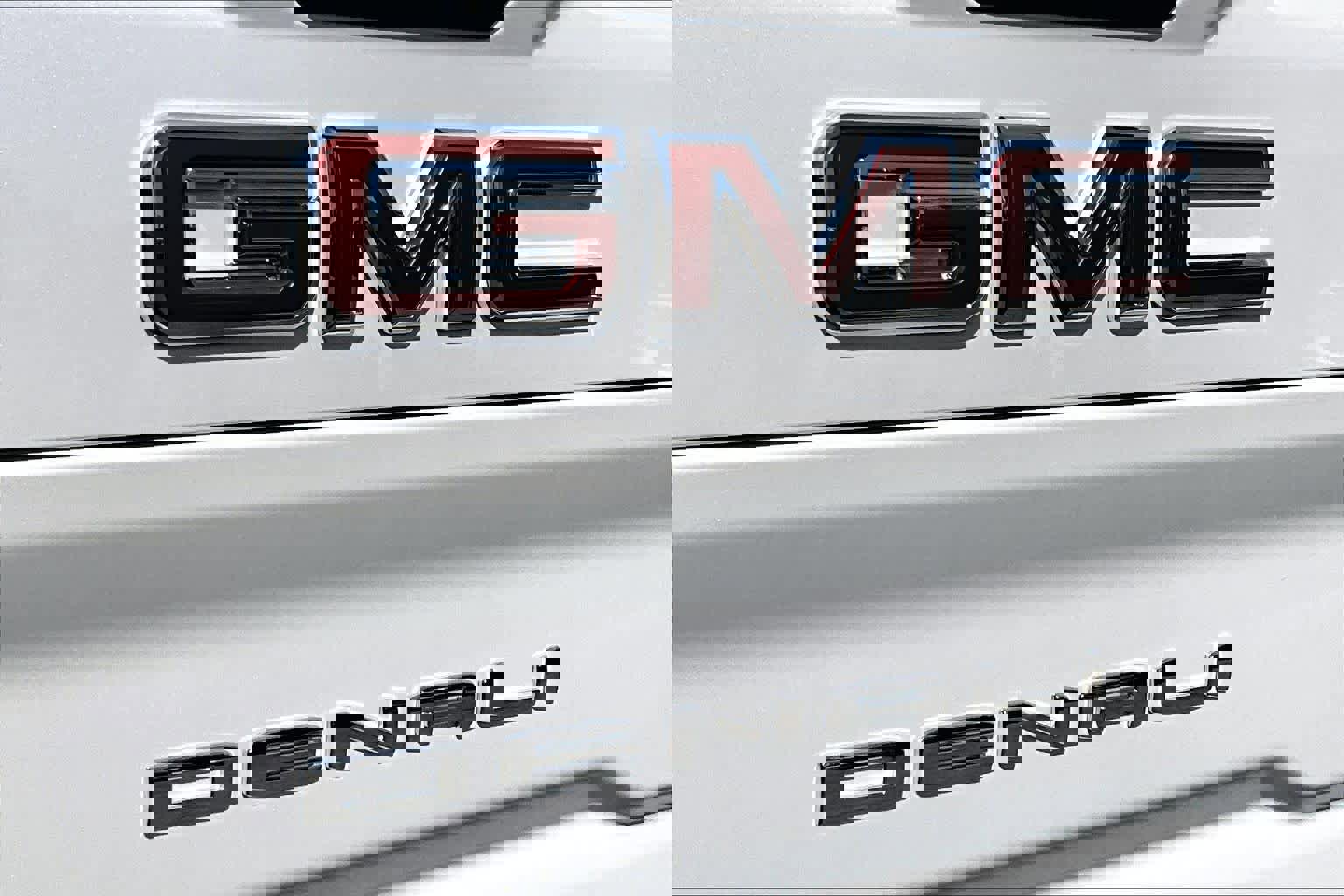 Used 2025 GMC Sierra 2500 Denali w/ Denali Reserve Package image 31