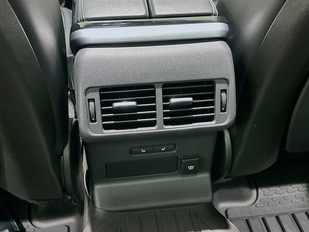 Used 2020 Land Rover Range Rover Velar R-Dynamic S image 26