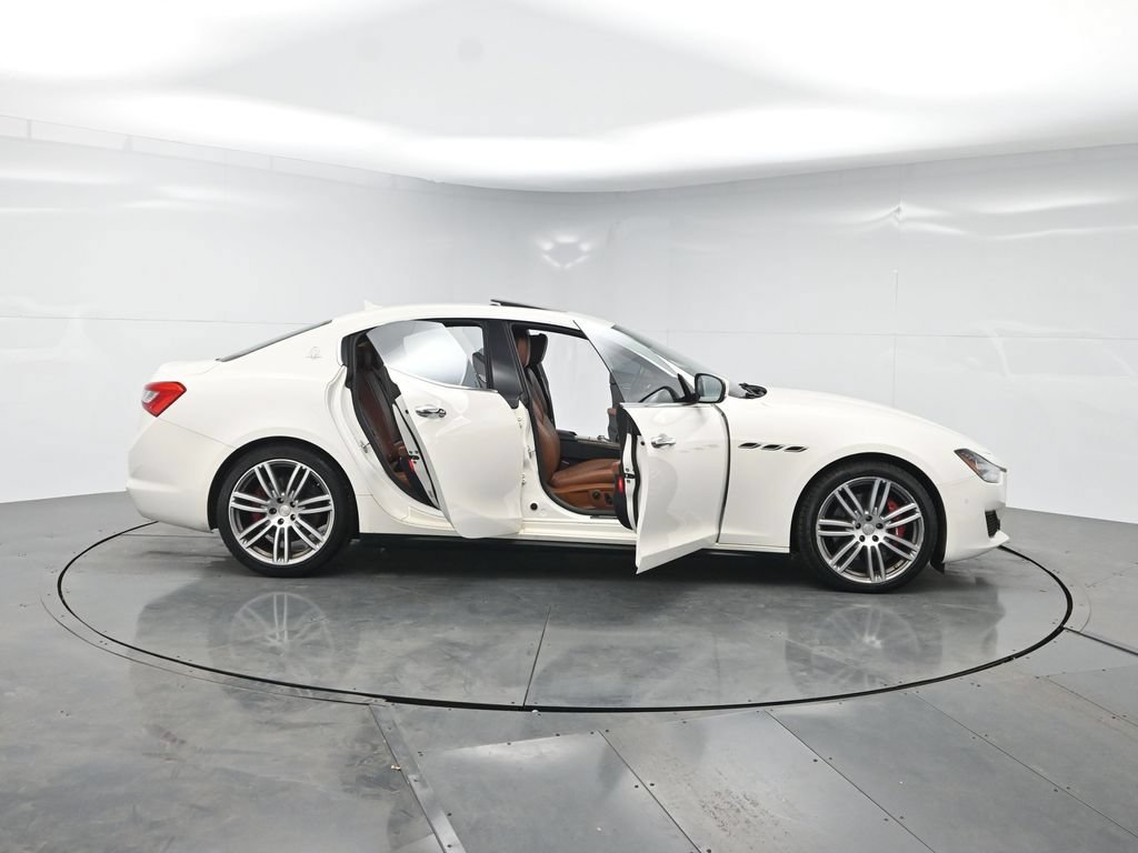 Used 2019 Maserati Ghibli S Q4 AWD/4WD image 54