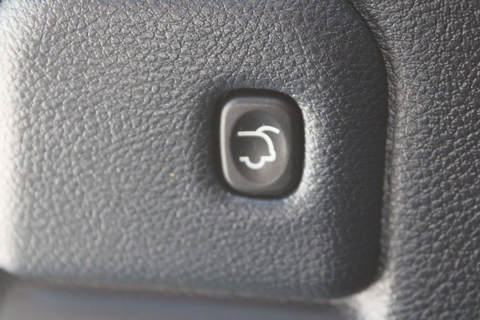 Used 2018 Jeep Grand Cherokee Summit AWD/4WD image 11