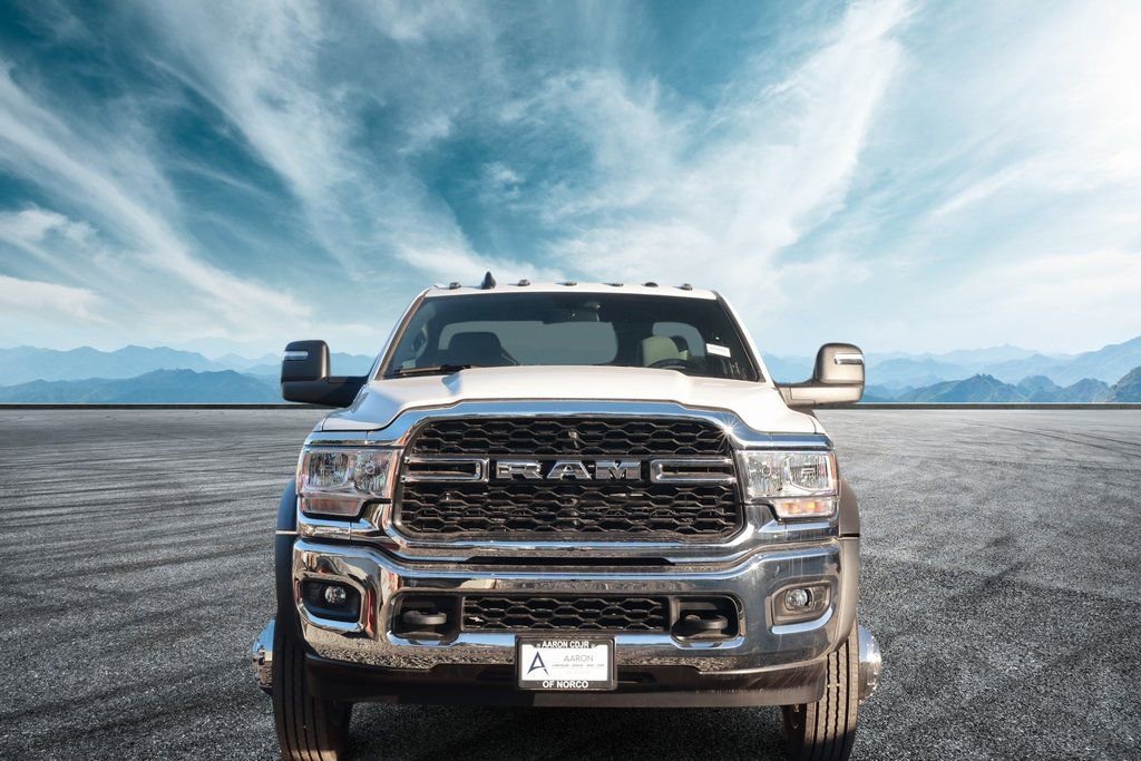 New 2024 RAM 5500 Tradesman image 4