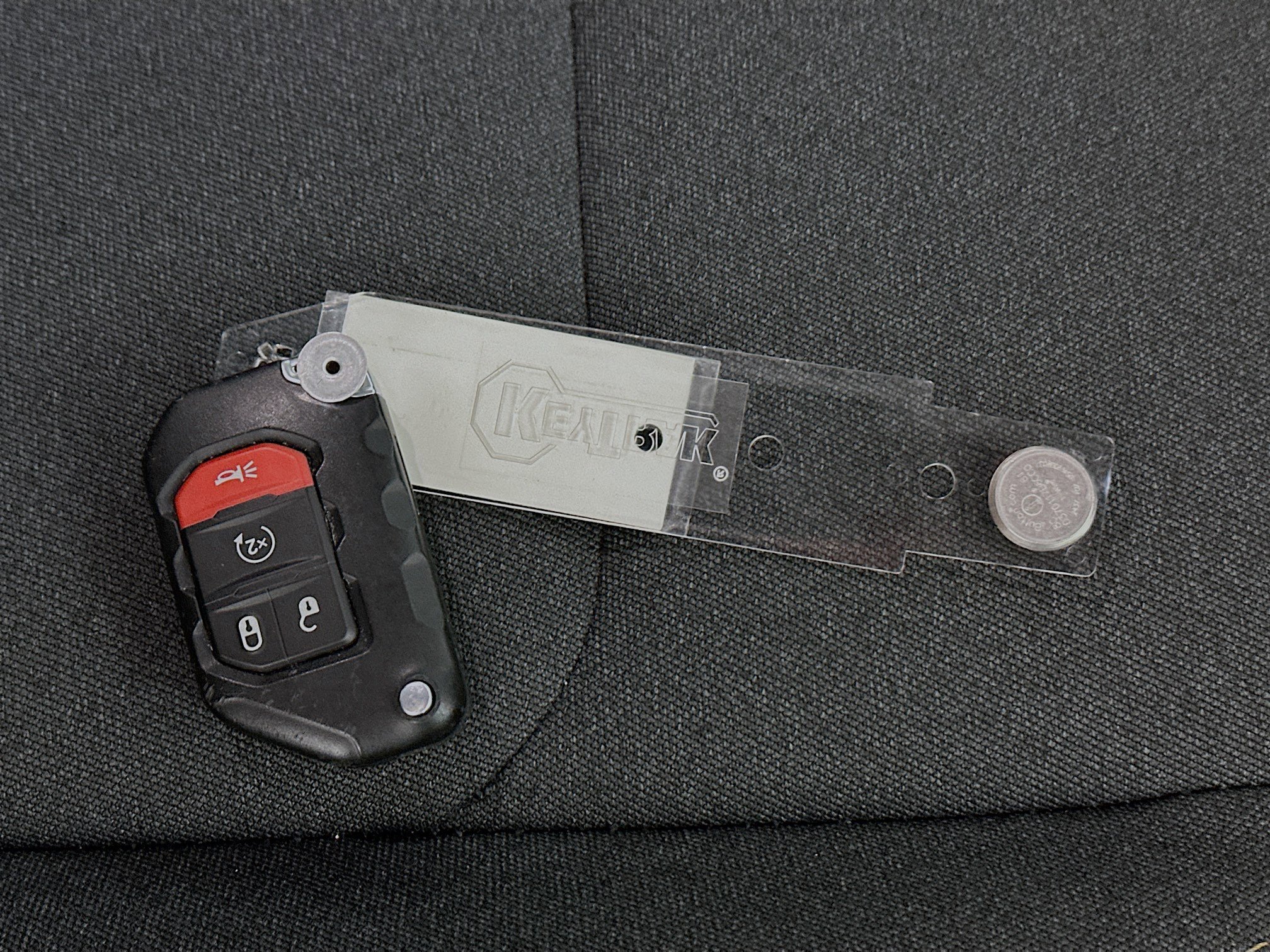 Used 2025 Jeep Wrangler Sahara image 31