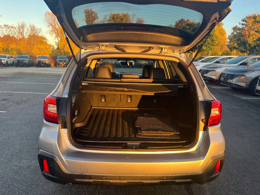 Used 2018 Subaru Outback 2.5i Limited AWD/4WD image 31
