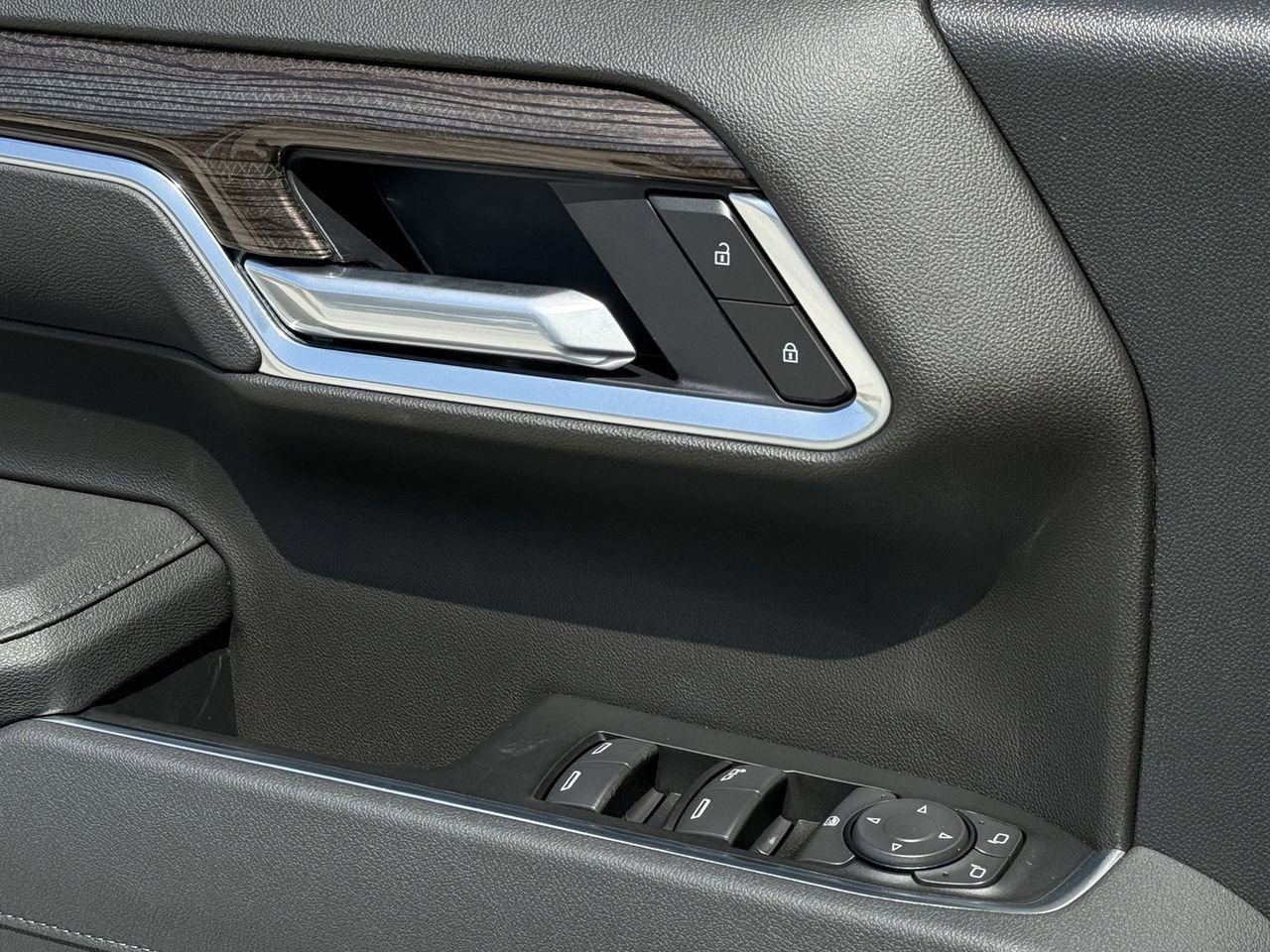 New 2026 Chevrolet Silverado 1500 LT image 18