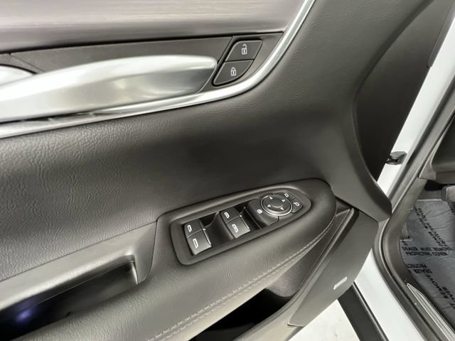 Used 2026 Cadillac XT5 Luxury AWD/4WD image 23