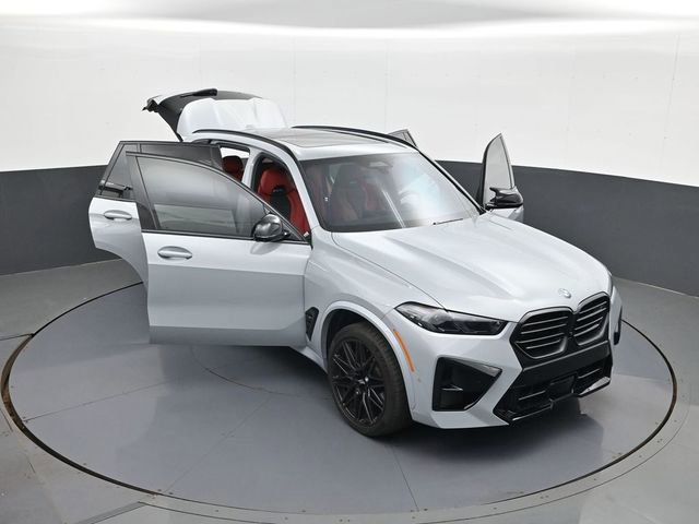 Used 2025 BMW X5 M Competition w/ Executive Package AWD/4WD image 29