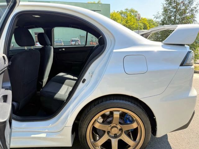 Used 2015 Mitsubishi Lancer Evolution Final Edition image 22