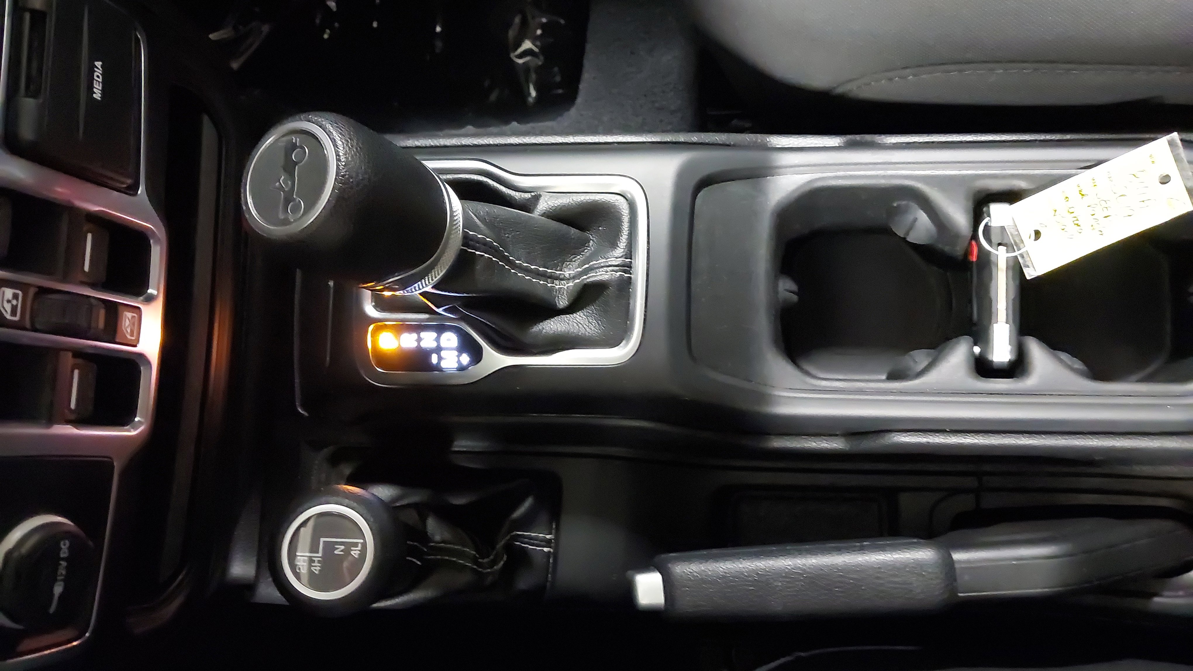 Used 2019 Jeep Wrangler Unlimited Sahara w/ Safety Group image 21