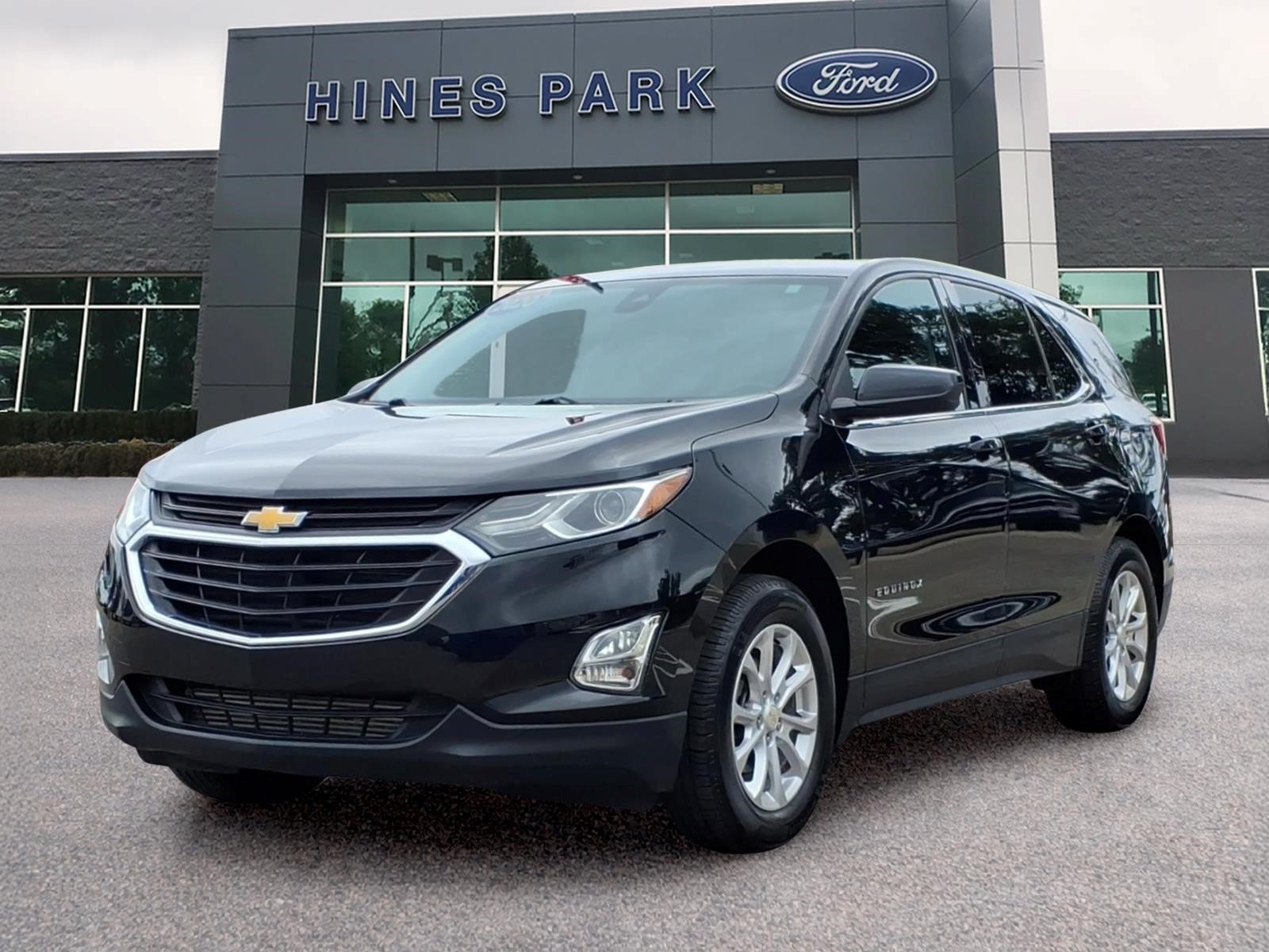 Used 2020 Chevrolet Equinox LT w/ Driver Convenience Package AWD/4WD image 3