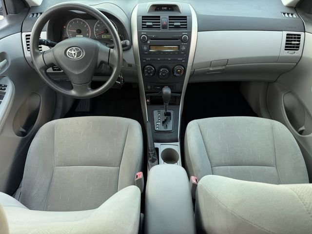 Used 2013 Toyota Corolla L image 10