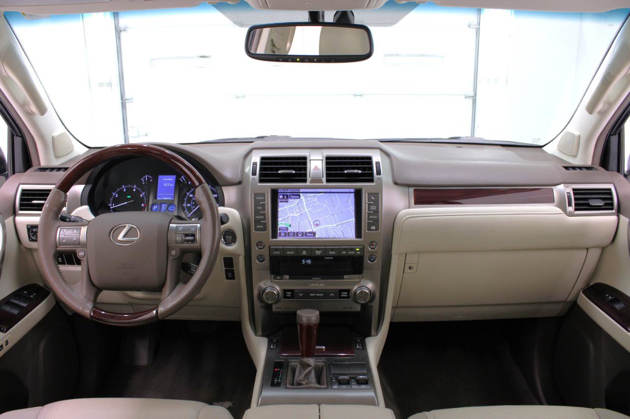Used 2014 Lexus GX 460 w/ Premium Package AWD/4WD image 54