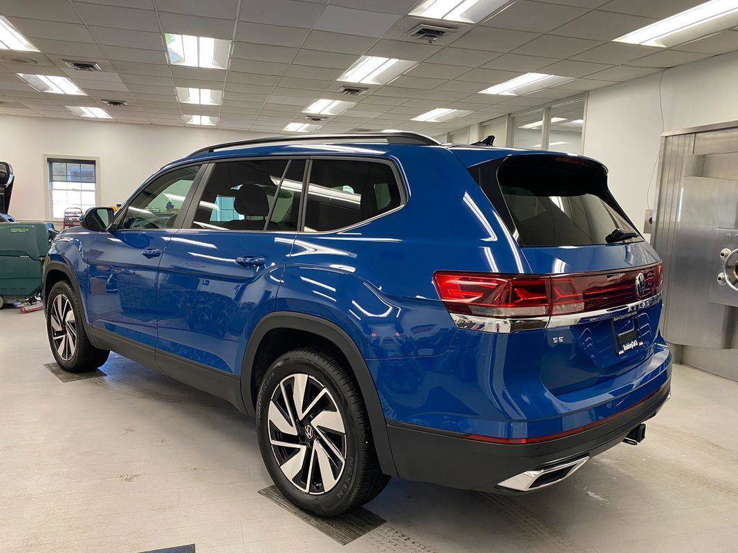 Used 2025 Volkswagen Atlas SE image 18