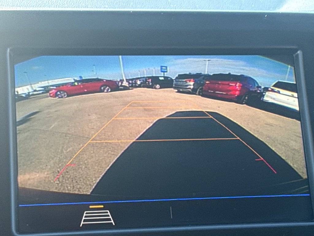 Used 2020 Chevrolet Equinox LT image 19