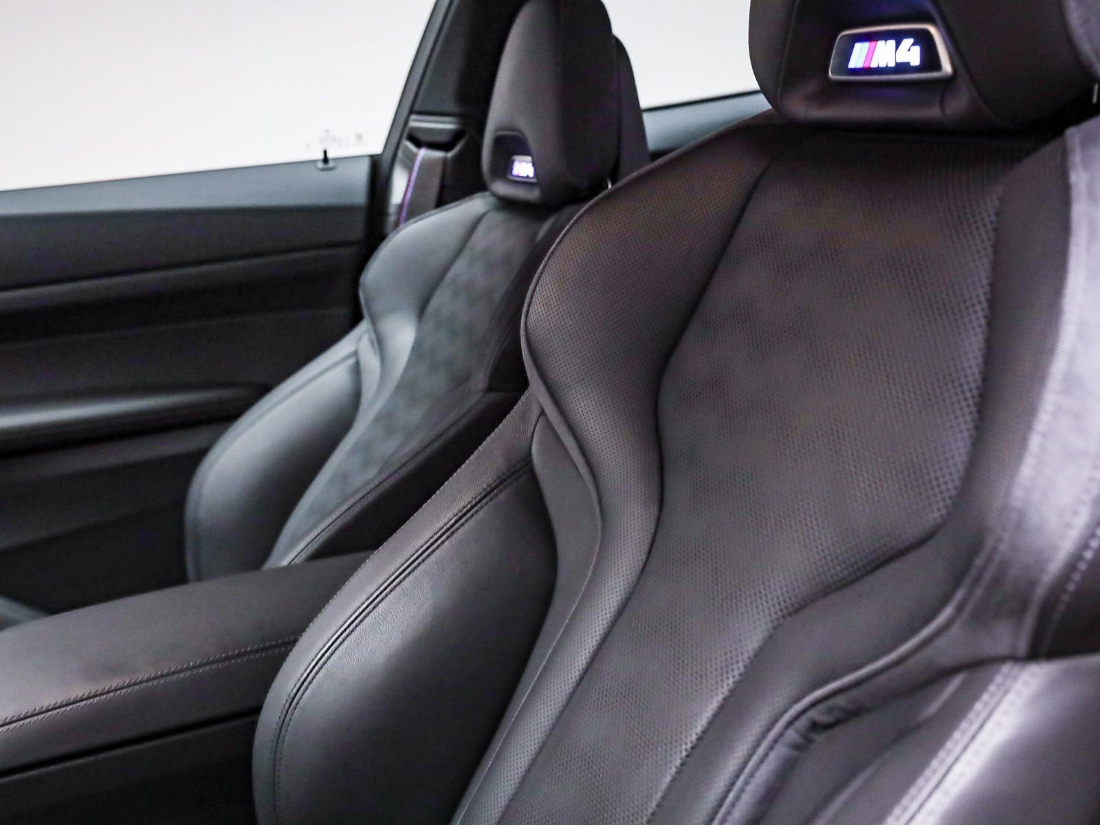 Used 2026 BMW M4 Competition RWD image 16