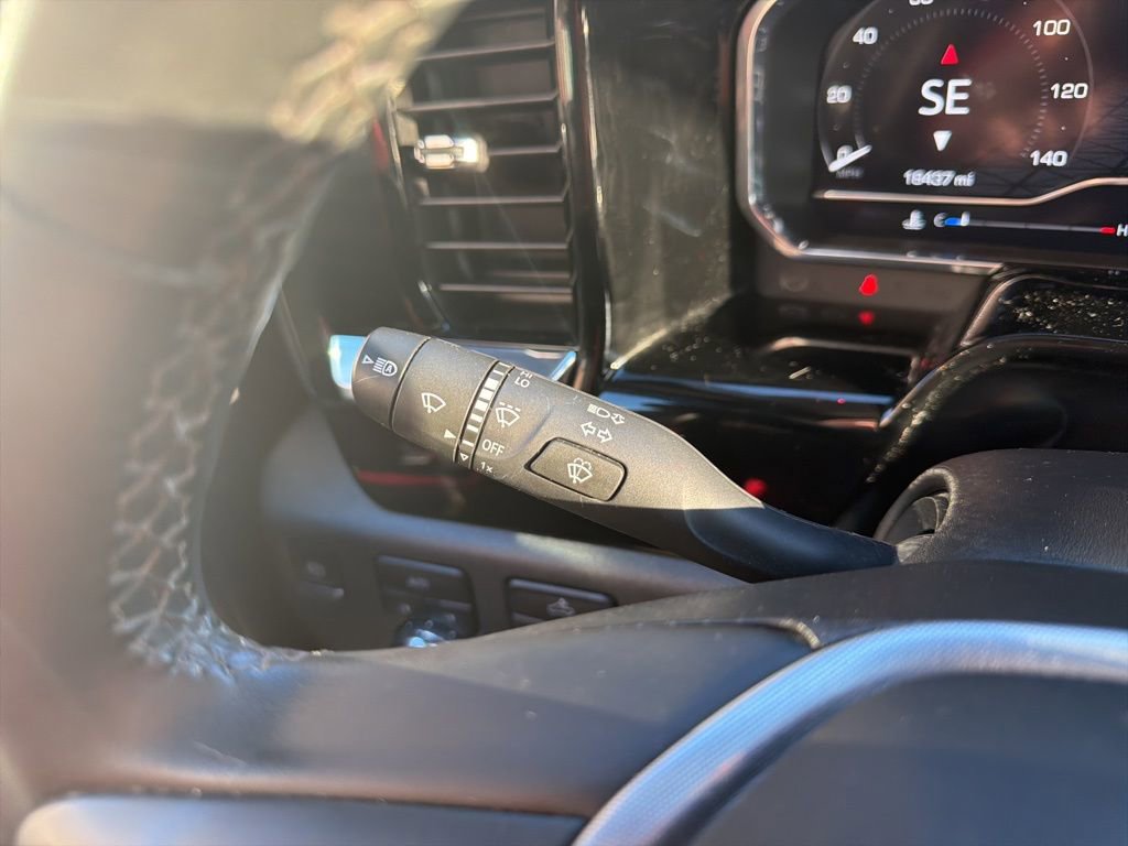 Used 2023 GMC Sierra 1500 Elevation image 30