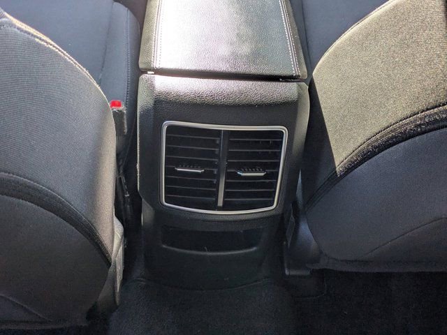 Used 2025 Kia Sportage LX image 16