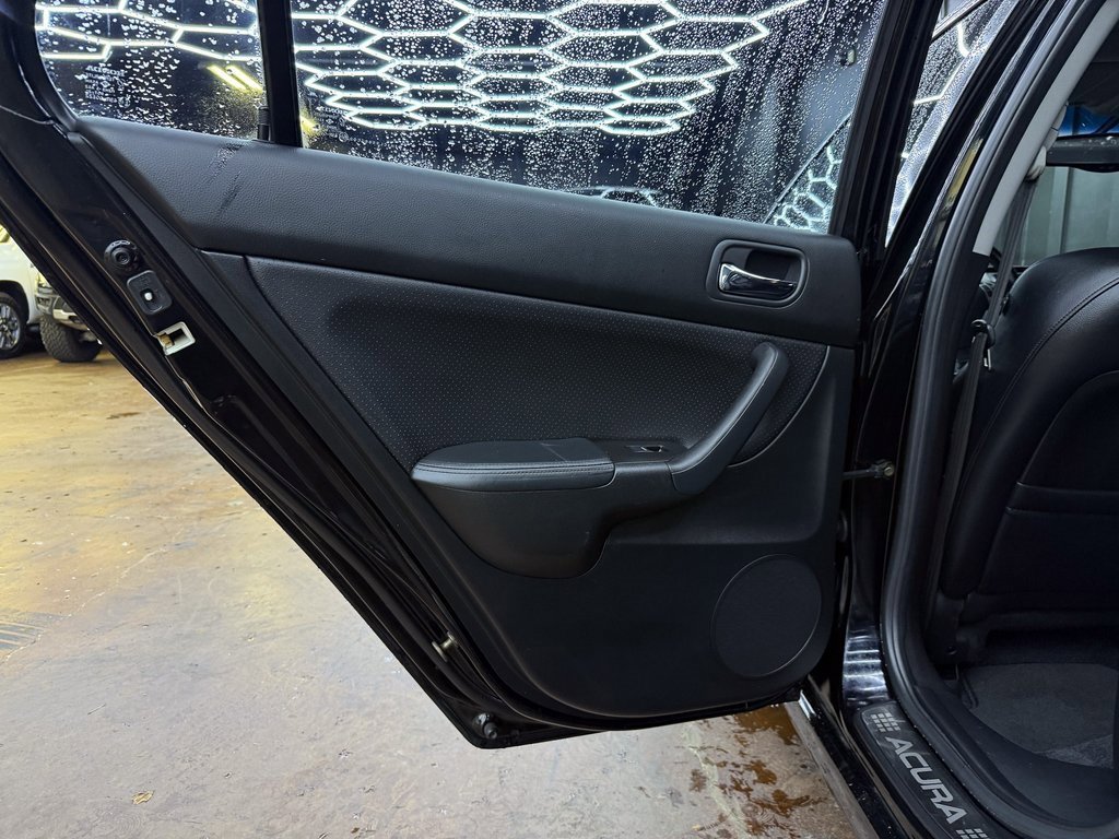Used 2005 Acura TSX image 18