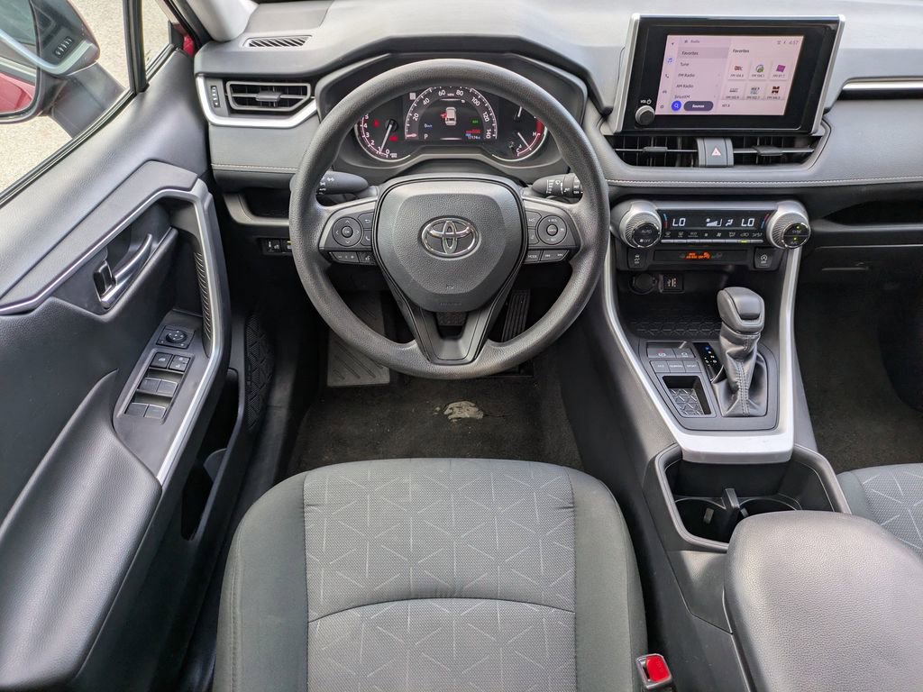 Used 2024 Toyota RAV4 XLE image 16