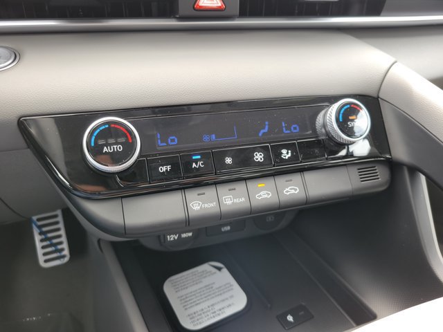 New 2026 Hyundai Elantra Sport FWD image 16