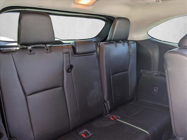 Used 2020 Toyota Highlander XLE image 21