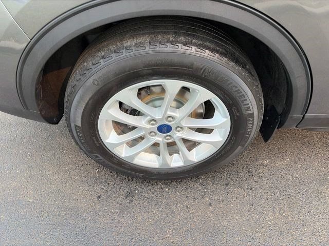 Used 2022 Ford Escape SE w/ Convenience Package FWD image 46