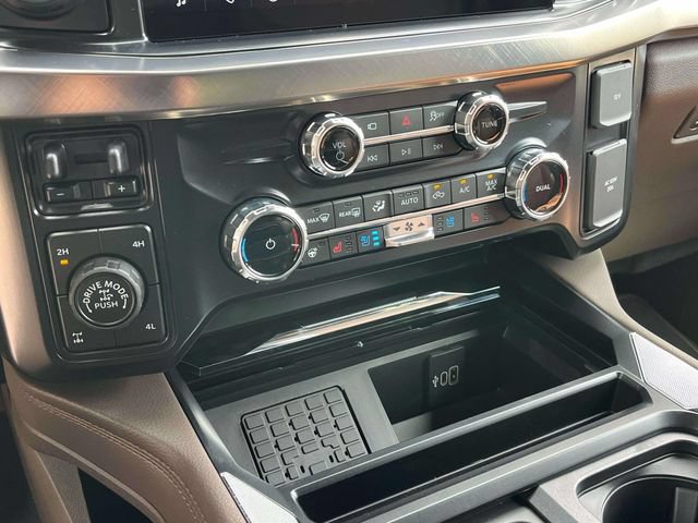 New 2026 Ford F350 King Ranch w/ Tremor Off-Road Package AWD/4WD image 28