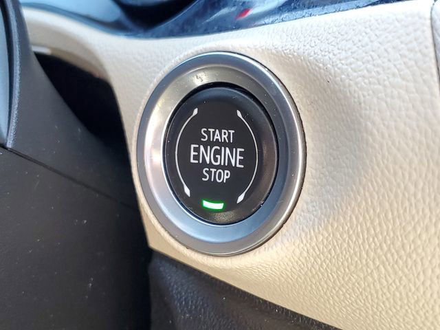 Used 2020 Buick Encore GX Essence w/ Experience Buick Package FWD image 20