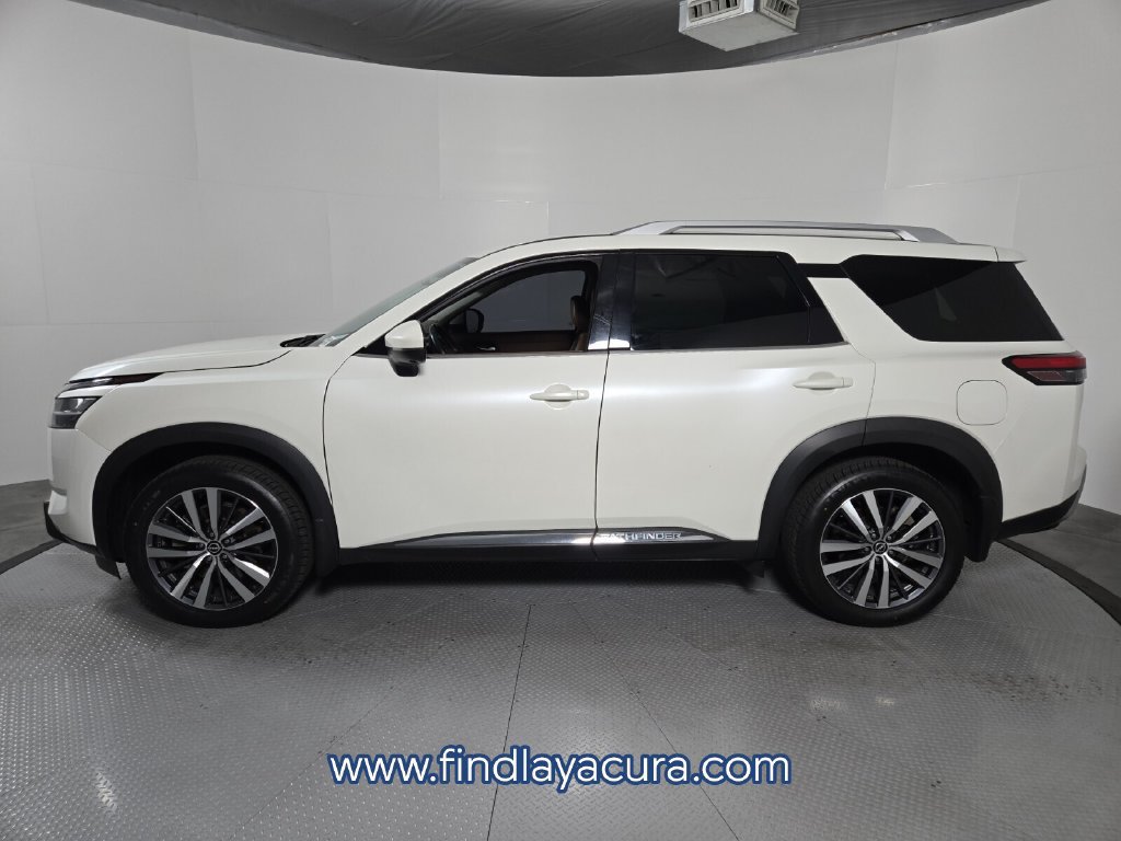 Used 2022 Nissan Pathfinder Platinum w/ Lighting Package (N92) AWD/4WD image 3
