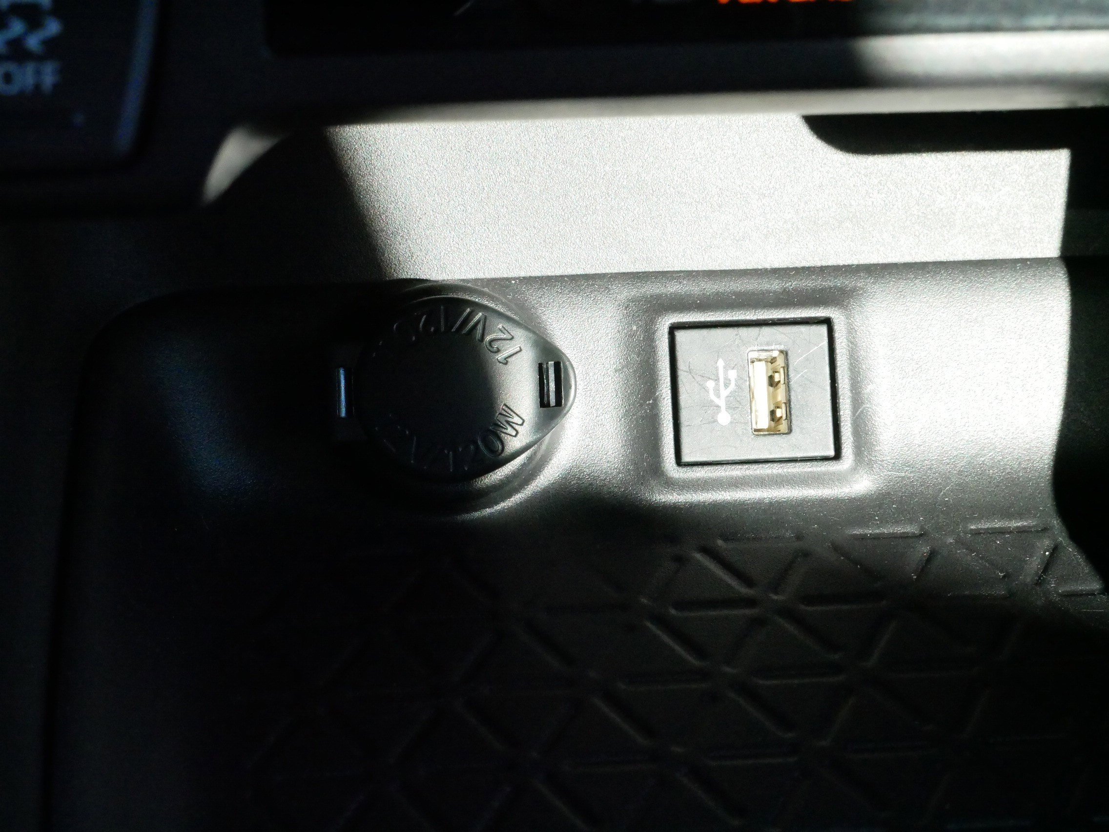 Certified 2024 Toyota RAV4 XLE image 30