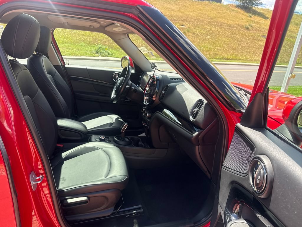 Used 2022 MINI Cooper Countryman ALL4 AWD/4WD image 32