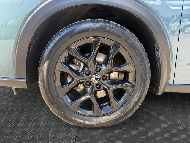 Used 2025 Honda HR-V Sport image 14