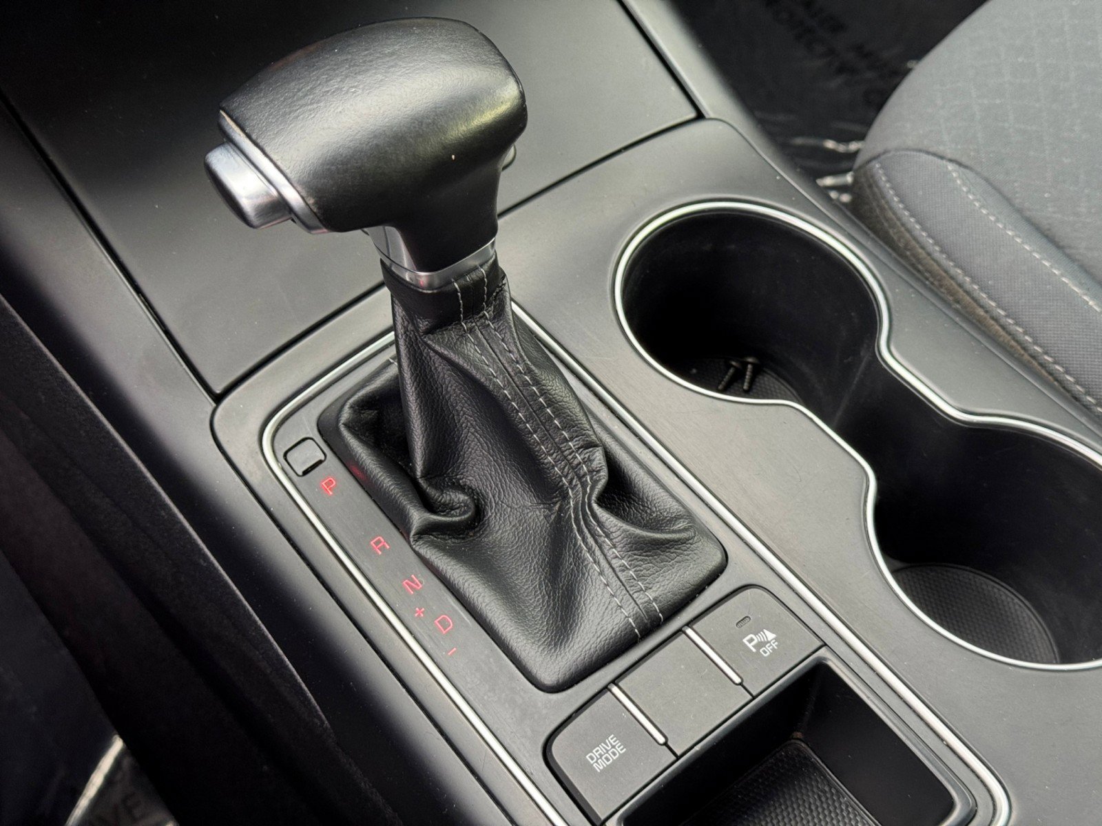 Used 2019 Kia Sorento LX w/ LX Convenience Package image 28