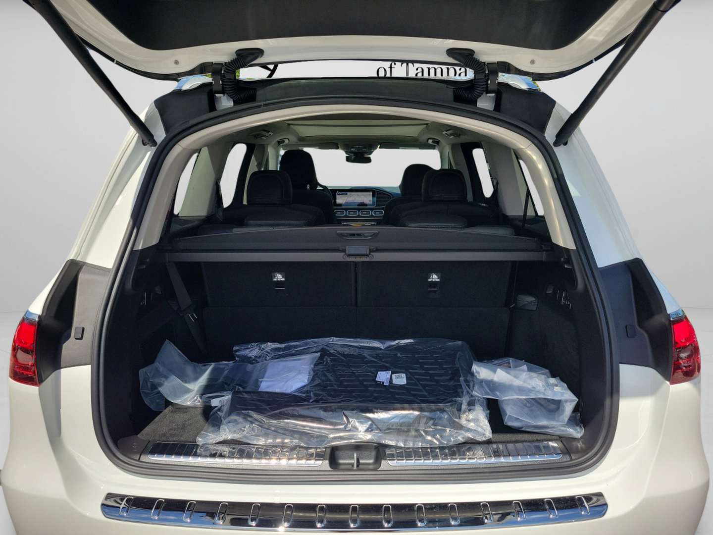 New 2026 Mercedes-Benz GLS 450 4MATIC image 5