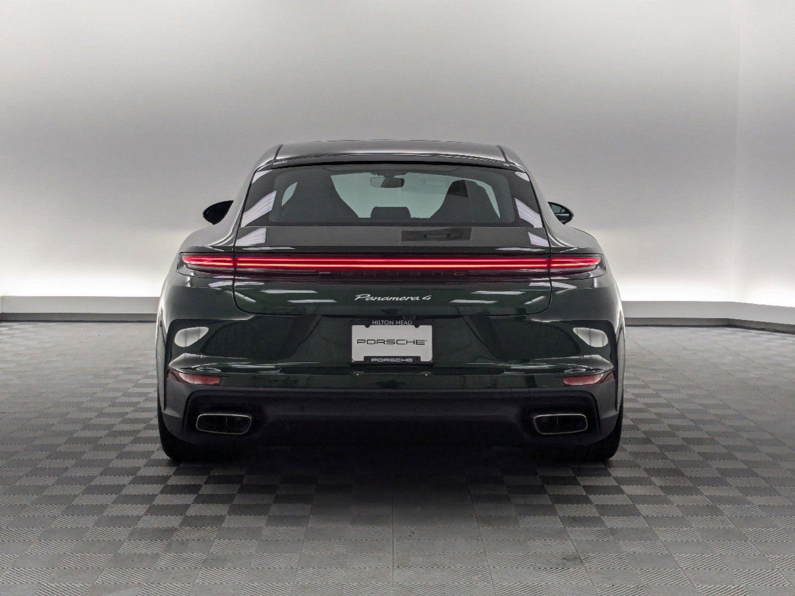 Used 2025 Porsche Panamera 4 image 10