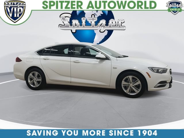 Used 2018 Buick Regal Preferred FWD image 2