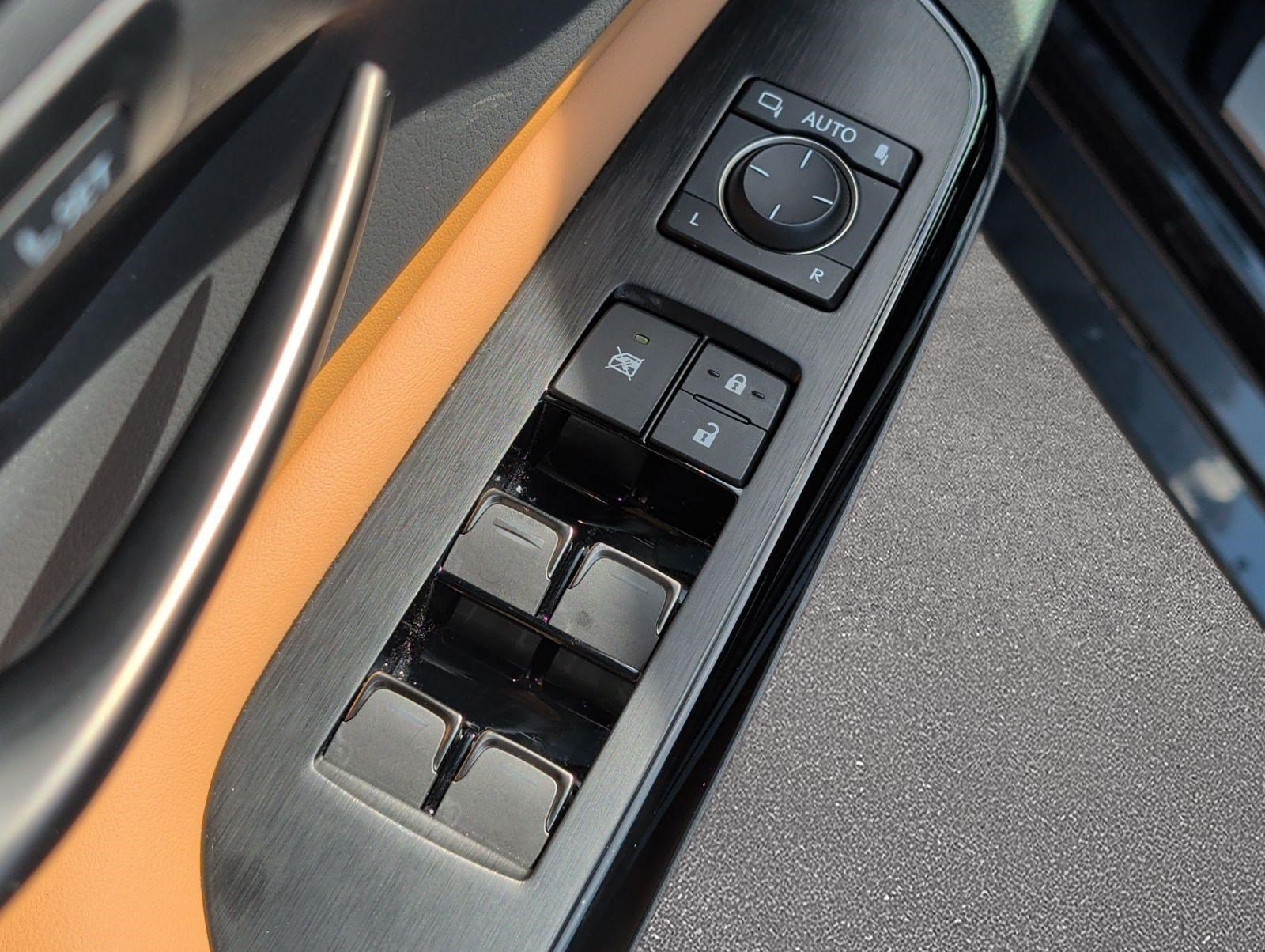 Certified 2025 Lexus ES 350 w/ Premium Package FWD image 9