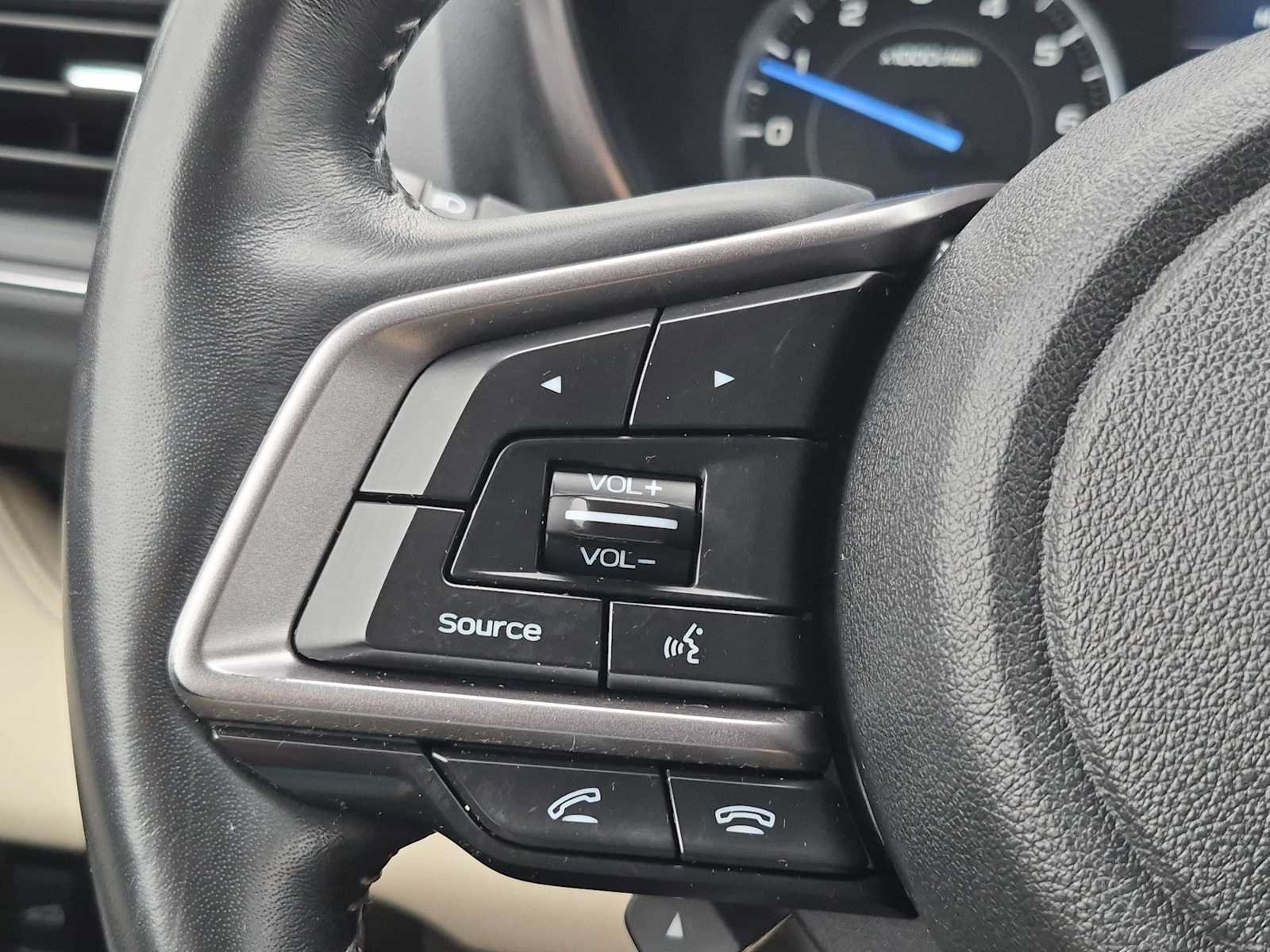 Used 2021 Subaru Ascent Touring AWD/4WD image 25