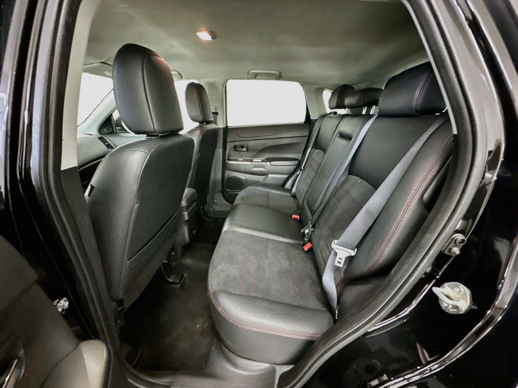 Used 2024 Mitsubishi Outlander Sport AWD image 28