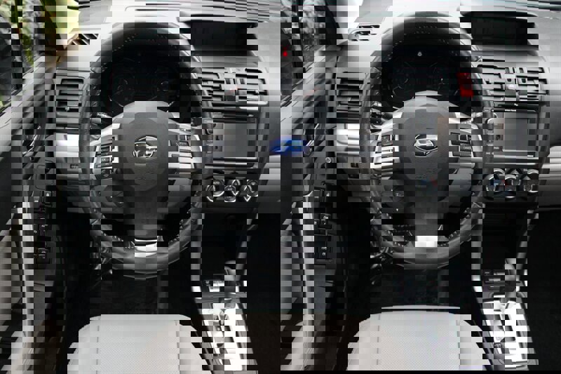 Used 2014 Subaru Forester 2.5i Touring image 19