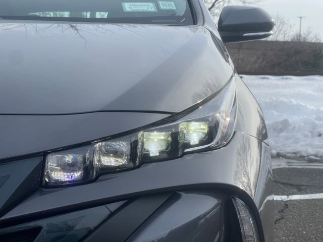 Used 2022 Toyota Prius Prime LE image 33