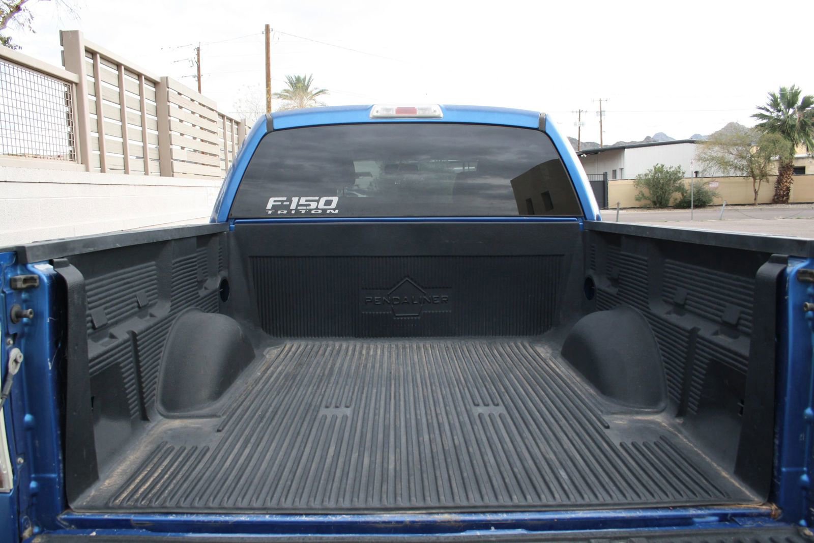 Used 2010 Ford F150 XLT image 6