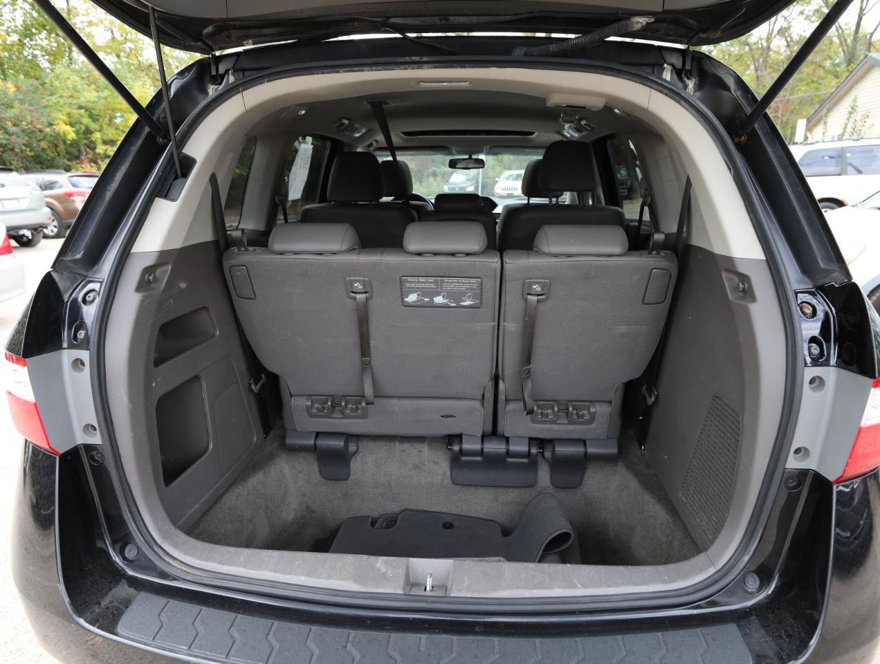 Used 2012 Honda Odyssey EX-L image 12