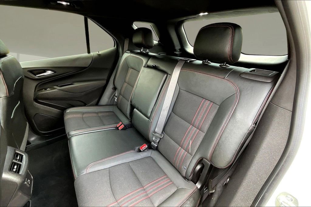 Used 2024 Chevrolet Equinox RS AWD/4WD image 19