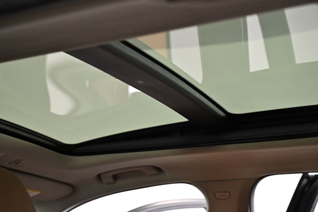 Used 2016 BMW X3 xDrive28i AWD/4WD image 26