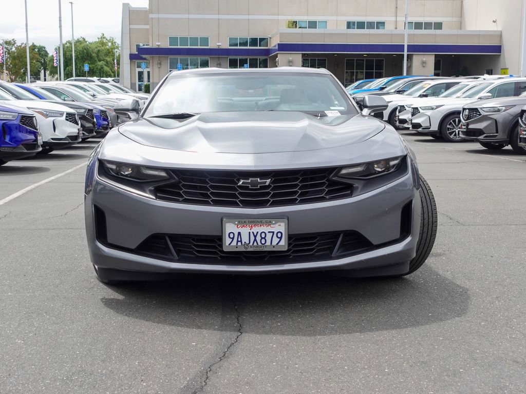 Used 2021 Chevrolet Camaro LT w/ Technology Package RWD image 2
