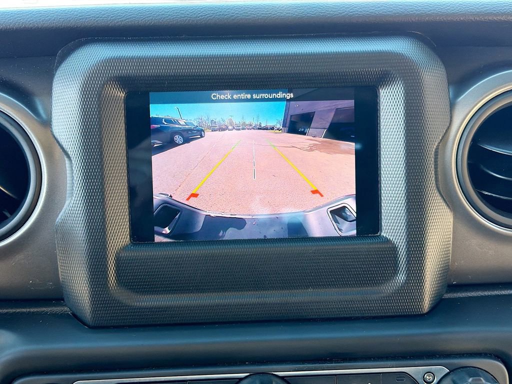 Used 2023 Jeep Gladiator Sport image 28