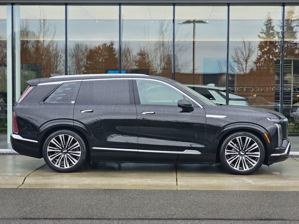 Used 2026 Cadillac Vistiq Premium Luxury AWD/4WD image 6