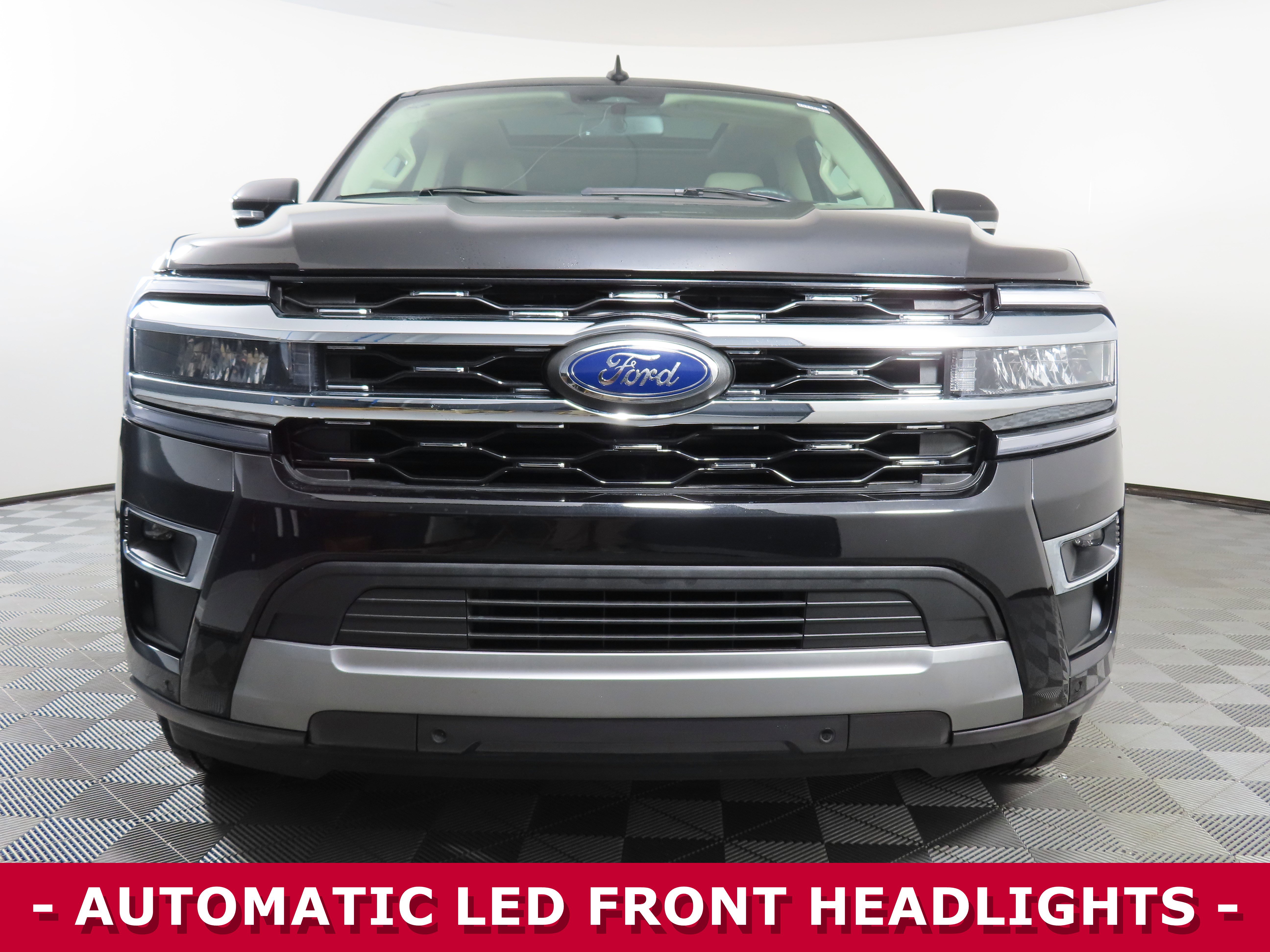 Used 2024 Ford Expedition Max Limited image 2