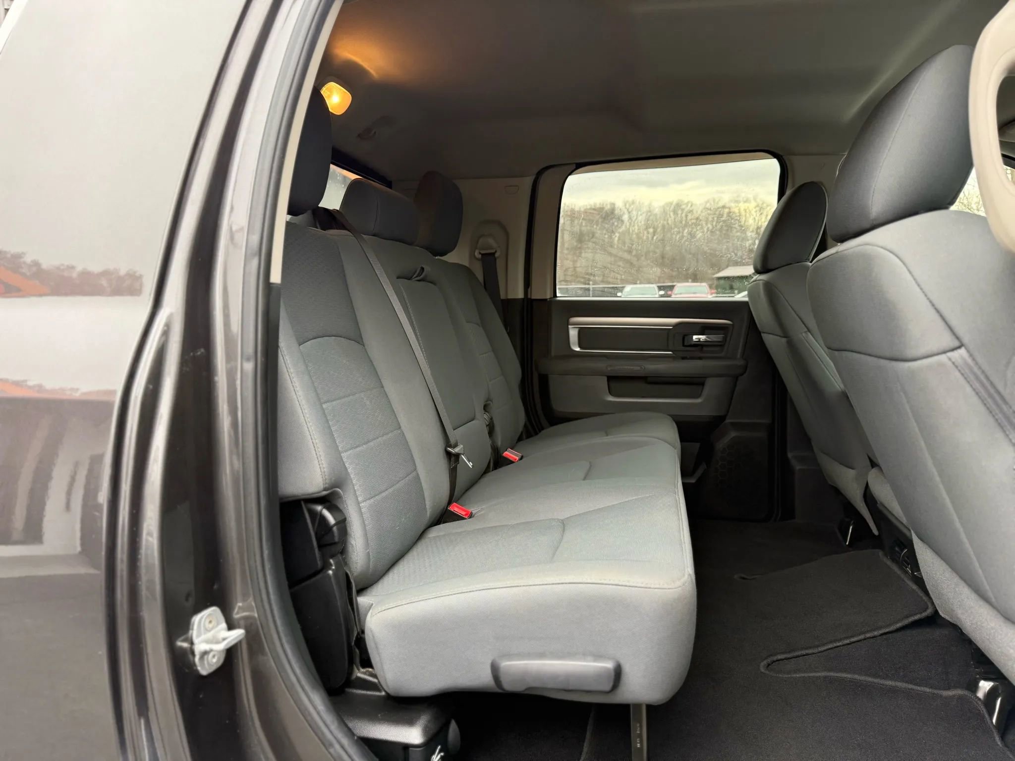 Used 2014 RAM 2500 SLT image 23